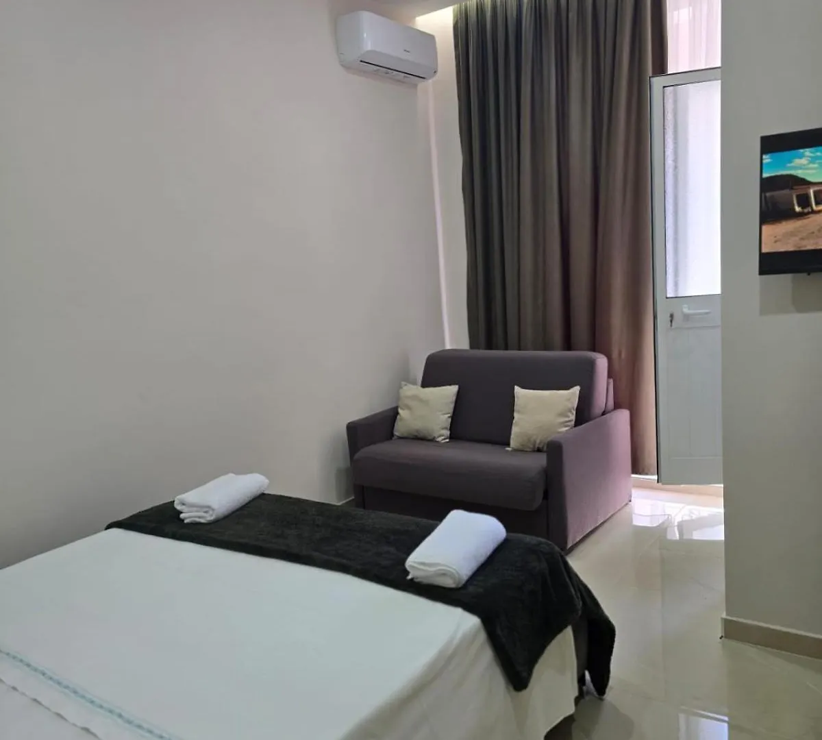 Hostel Rooms Apartament D&G Gjeli Durres