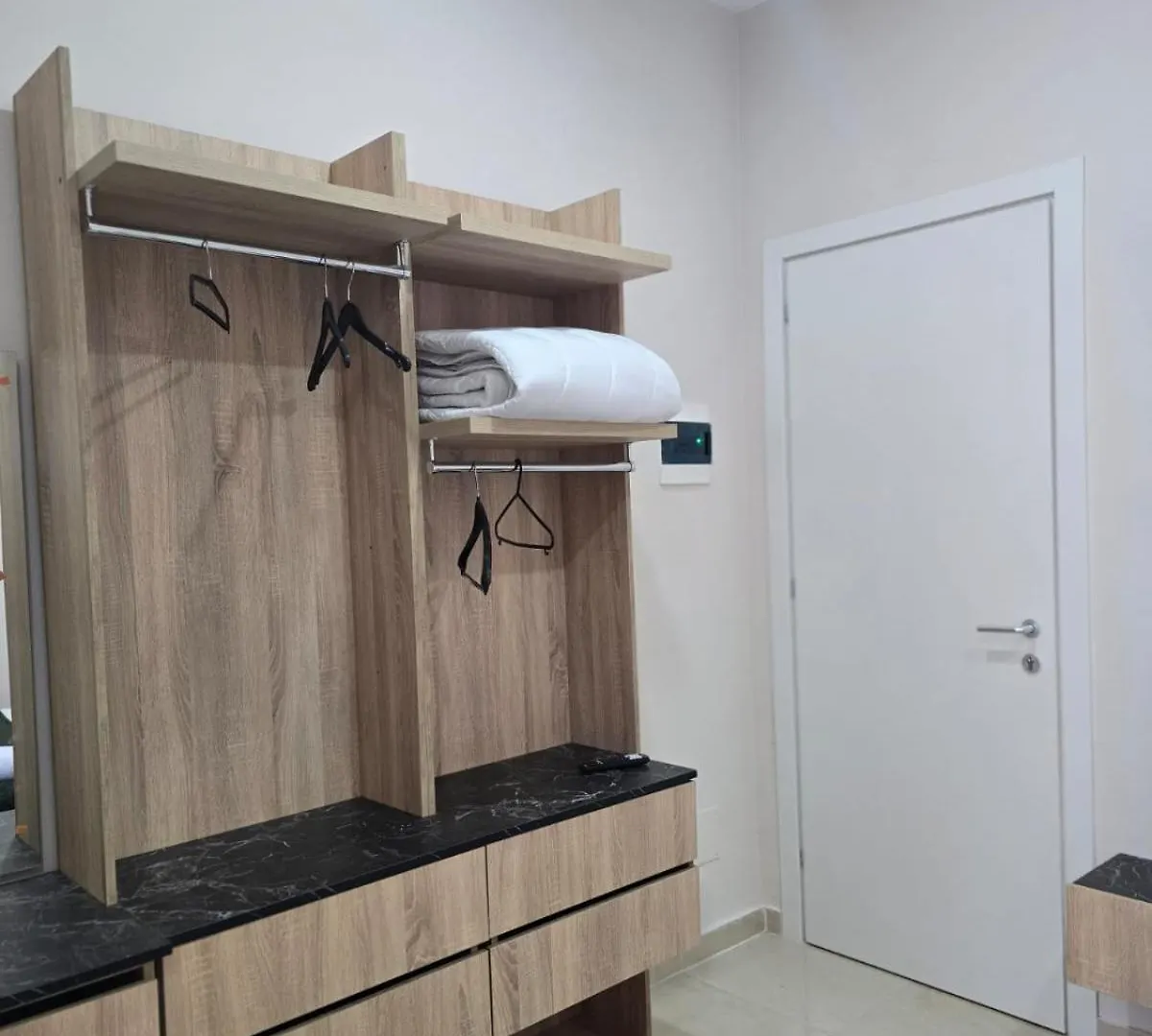 Hotel Hostel Rooms Apartament D&G Gjeli Durres Albania