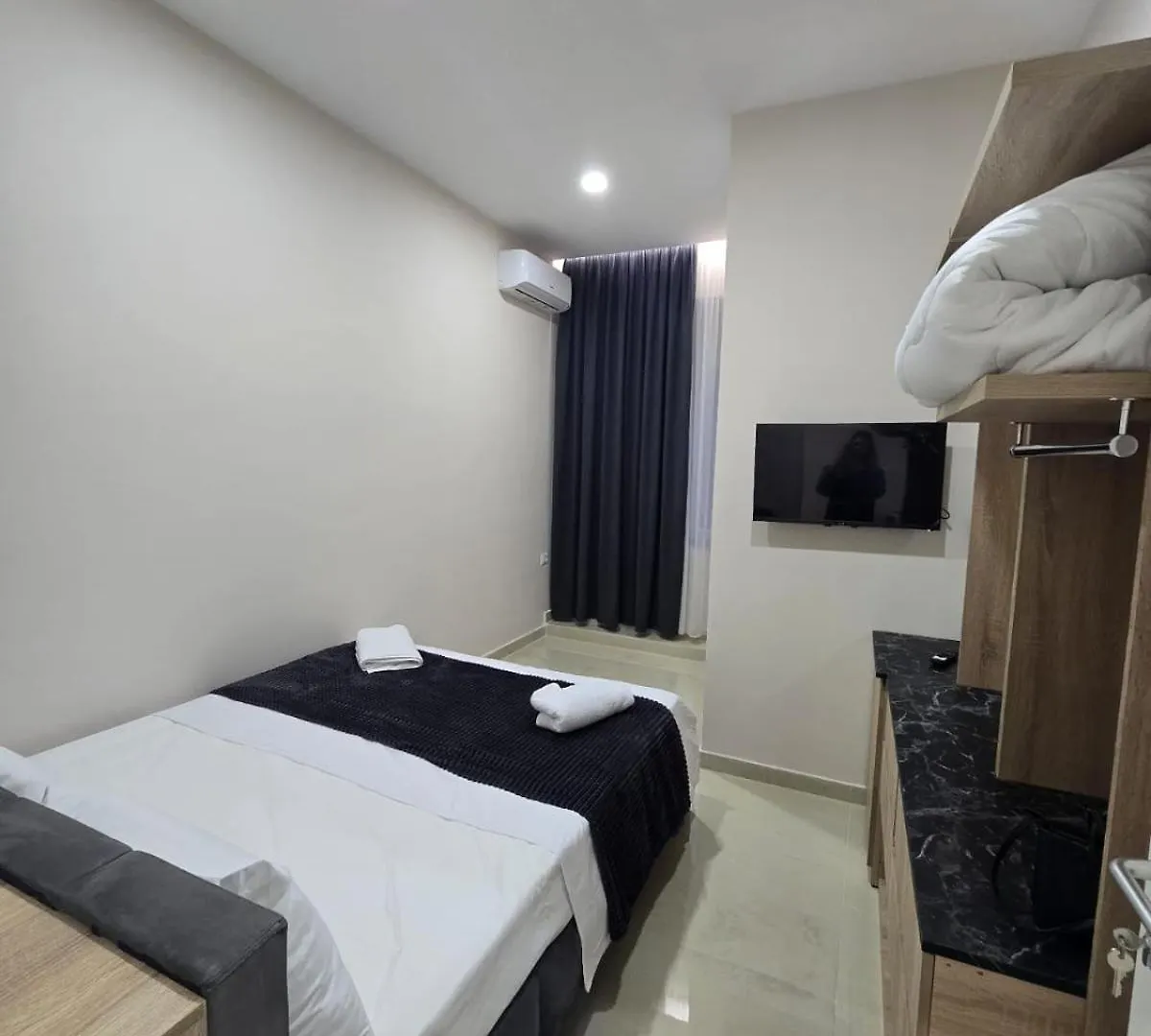 Hostel Rooms Apartament D&G Gjeli Durres Hotel