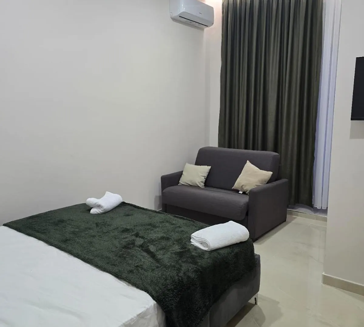 Hostel Rooms Apartament D&G Gjeli Durrës Hotel